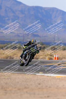 media/Dec-17-2023-CVMA (Sun) [[bf0c04832d]]/Race 2 Amateur Supersport Open/